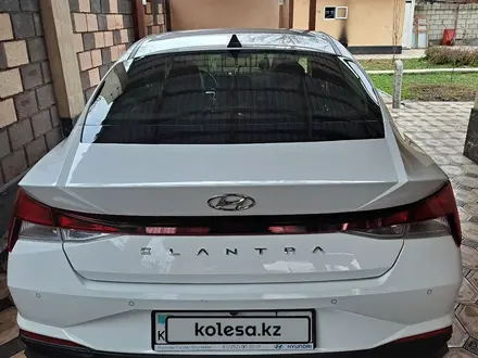 Hyundai Elantra 2021 года за 10 000 000 тг. в Шымкент – фото 2