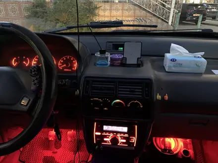 Mitsubishi Space Runner 1992 года за 650 000 тг. в Алматы – фото 2