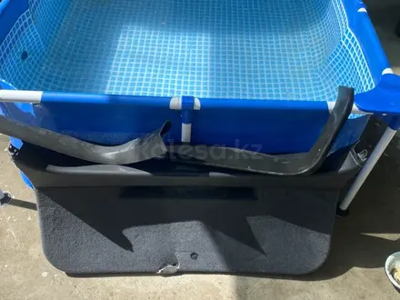 Обшивка крышки багажника за 10 000 тг. в Шымкент