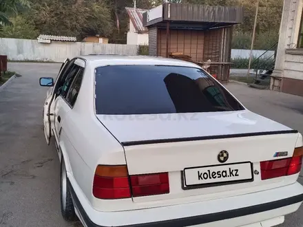 BMW 525 1991 года за 2 500 000 тг. в Алматы – фото 2