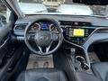 Toyota Camry 2018 года за 14 800 000 тг. в Шымкент – фото 8