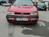 Volkswagen Golf 1992 годаүшін2 000 000 тг. в Шымкент