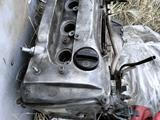Двигатель 2AZ объем 2, 4 на запчасти, прогорела прокладка гбц головки за 90 000 тг. в Астана – фото 3