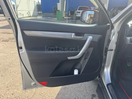 Kia Sorento 2011 года за 5 800 000 тг. в Астана – фото 12