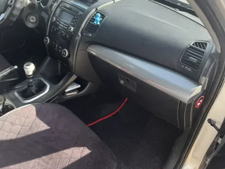 Kia Sorento 2011 года за 5 800 000 тг. в Астана – фото 22