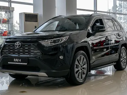 Toyota RAV4 Prestige 2025 года за 21 390 000 тг. в Караганда – фото 4