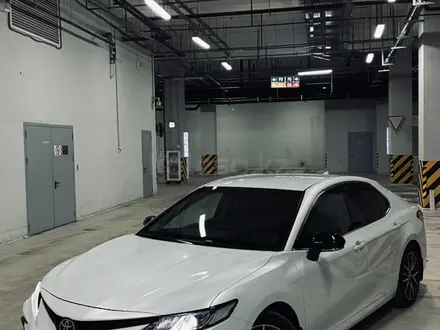 Toyota Camry 2021 года за 16 000 000 тг. в Астана – фото 28