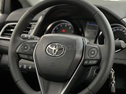 Toyota Camry 2023 года за 17 300 000 тг. в Кокшетау – фото 9