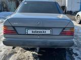 Mercedes-Benz E 230 1990 года за 1 700 000 тг. в Талдыкорган – фото 2