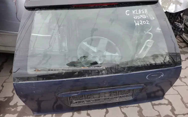 Крышка багажника Мерседес 202 универсал Mercedes W202 kombiүшін35 000 тг. в Семей