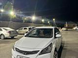 Hyundai Accent 2015 годаfor3 555 000 тг. в Шымкент – фото 2