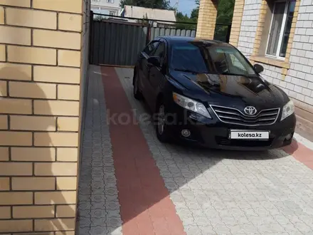 Toyota Camry 2010 года за 7 600 000 тг. в Павлодар – фото 2