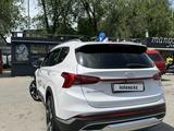 Hyundai Santa Fe 2021 годаүшін17 000 000 тг. в Алматы – фото 3