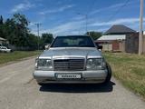 Mercedes-Benz E 280 1993 года за 800 000 тг. в Шымкент