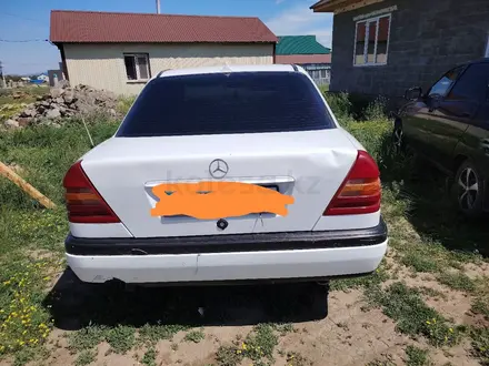 Mercedes-Benz C 180 1994 года за 1 900 000 тг. в Усть-Каменогорск – фото 3