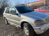 Mercedes-Benz ML 320 1997 года за 2 200 000 тг. в Актобе – фото 5