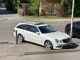 Mercedes-Benz E 550 2007 годаүшін11 500 000 тг. в Алматы