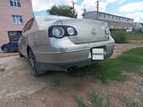 Volkswagen Passat 2005 годаүшін3 500 000 тг. в Актобе – фото 4