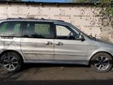 Kia Carnival 2002 года за 2 300 000 тг. в Шымкент – фото 4