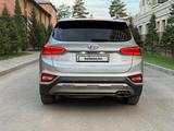 Hyundai Santa Fe 2018 года за 10 500 000 тг. в Аксу – фото 2