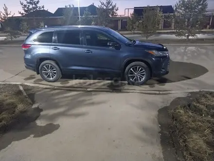 Toyota Highlander 2019 года за 17 990 000 тг. в Астана – фото 12