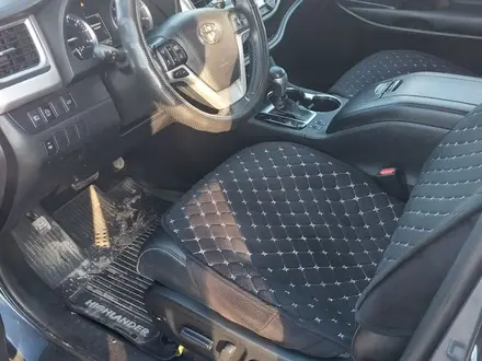 Toyota Highlander 2019 года за 17 990 000 тг. в Астана – фото 6