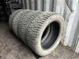 Комплект Зимних Шипованных Шин Pirelli 265/50/19 за 40 000 тг. в Астана – фото 2