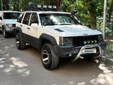 Jeep Grand Cherokee 1998 годаүшін3 900 000 тг. в Талдыкорган