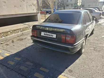 Opel Vectra 1995 года за 1 600 000 тг. в Туркестан – фото 4