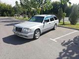 Mercedes-Benz E 280 1994 года за 2 800 000 тг. в Шымкент