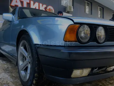BMW 525 1990 года за 1 800 000 тг. в Алматы – фото 2