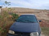 Volkswagen Golf 1993 года за 550 000 тг. в Актобе – фото 2