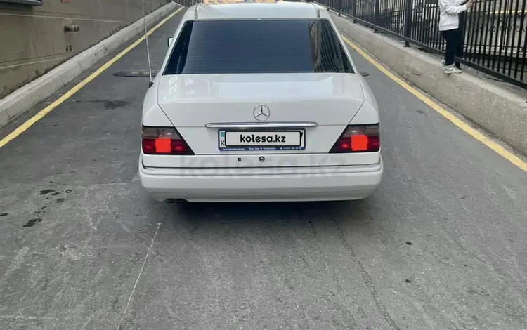 Mercedes-Benz E 280 1994 года за 5 000 000 тг. в Шымкент