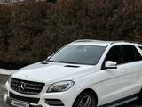 Mercedes-Benz ML 400 2014 года за 15 700 000 тг. в Алматы – фото 2