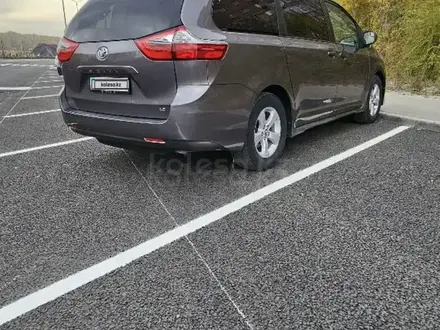 Toyota Sienna 2019 года за 16 000 000 тг. в Усть-Каменогорск – фото 6