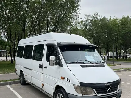 Mercedes-Benz Sprinter 2003 года за 6 900 000 тг. в Алматы – фото 3