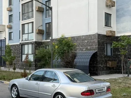 Mercedes-Benz E 320 2001 года за 5 700 000 тг. в Шымкент – фото 3
