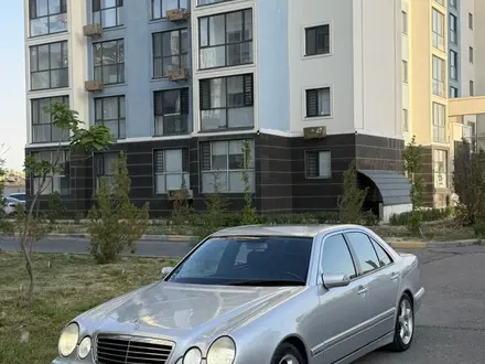Mercedes-Benz E 320 2001 года за 5 700 000 тг. в Шымкент