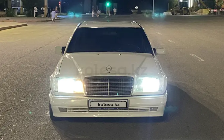 Mercedes-Benz E 220 1995 годаfor2 300 000 тг. в Тараз