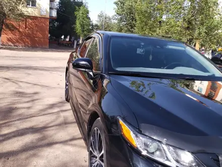 Toyota Camry 2020 года за 13 000 000 тг. в Балхаш – фото 19