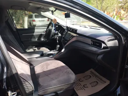 Toyota Camry 2020 года за 13 000 000 тг. в Балхаш – фото 9