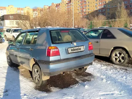 Volkswagen Golf 1994 года за 1 300 000 тг. в Астана – фото 3