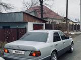 Mercedes-Benz E 200 1992 года за 1 300 000 тг. в Талдыкорган – фото 5