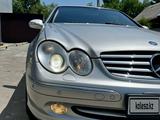 Mercedes-Benz CLK 320 2004 годаүшін6 400 000 тг. в Алматы – фото 2