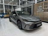 Toyota Camry Luxe 2025 года за 25 190 000 тг. в Атырау – фото 3