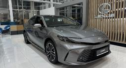 Toyota Camry Luxe 2025 годаfor25 190 000 тг. в Атырау – фото 3