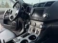 Toyota Highlander 2012 года за 11 900 000 тг. в Астана – фото 13
