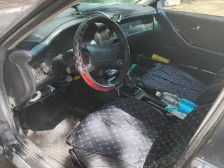 Audi 80