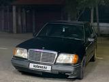 Mercedes-Benz E 220 1994 годаfor1 400 000 тг. в Алматы