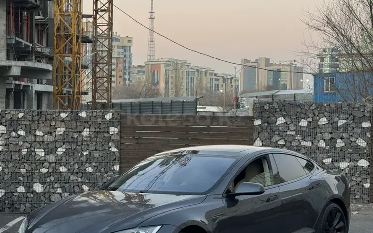 Tesla Model S 2015 годаүшін26 000 000 тг. в Алматы